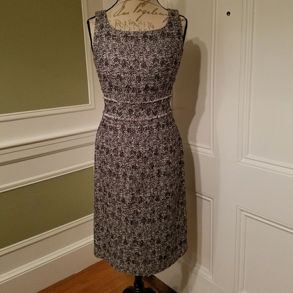 Talbots Dresses & Skirts - Talbots navy-white boucle sheath dress sz 8